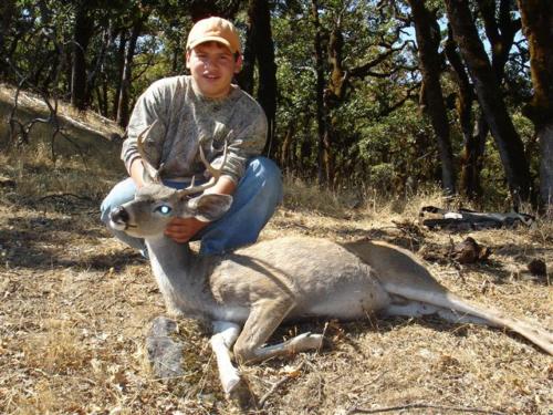 blacktail deer hunting 20100308 1095229423