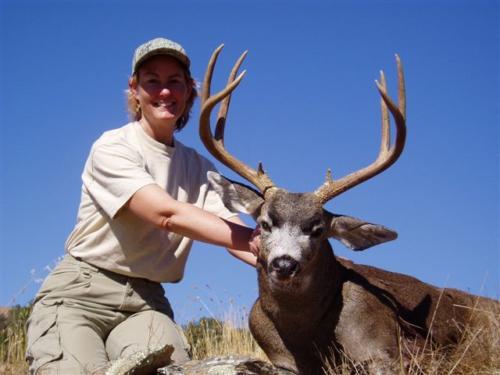 blacktail deer hunting 20100308 2030309189